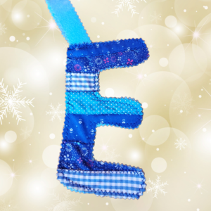 Décoration lettre E bleu