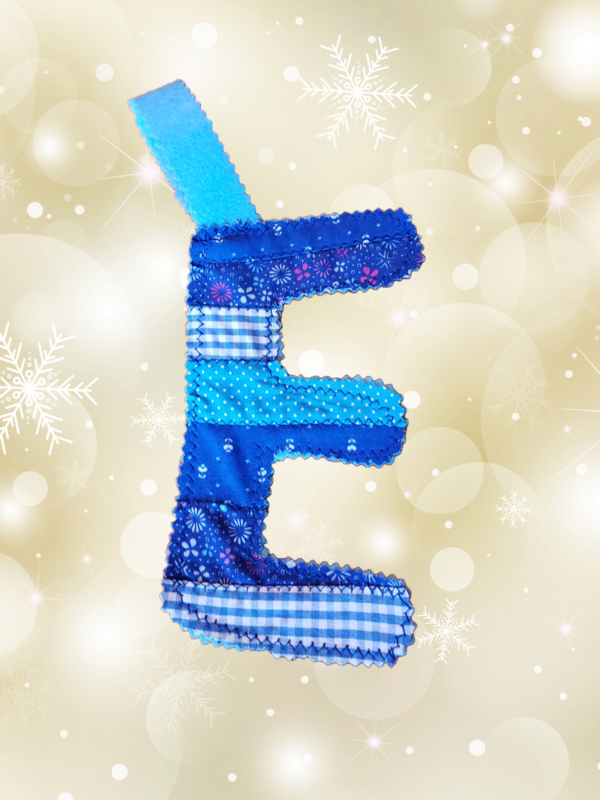 Décoration lettre E bleu